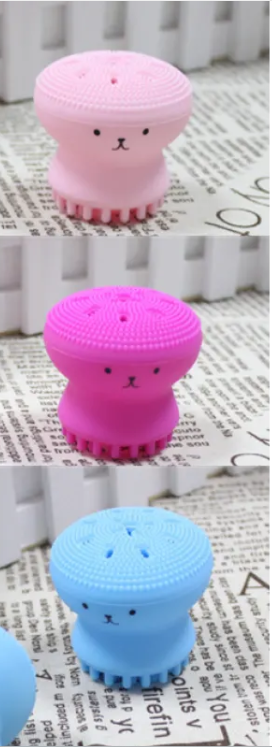 The Daily Lift Purify: Hydro-Foaming Silicone Exfoliating Brush
