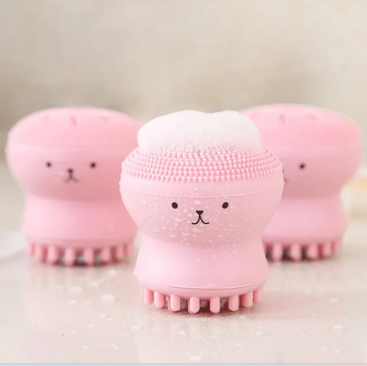 The Daily Lift Purify: Hydro-Foaming Silicone Exfoliating Brush
